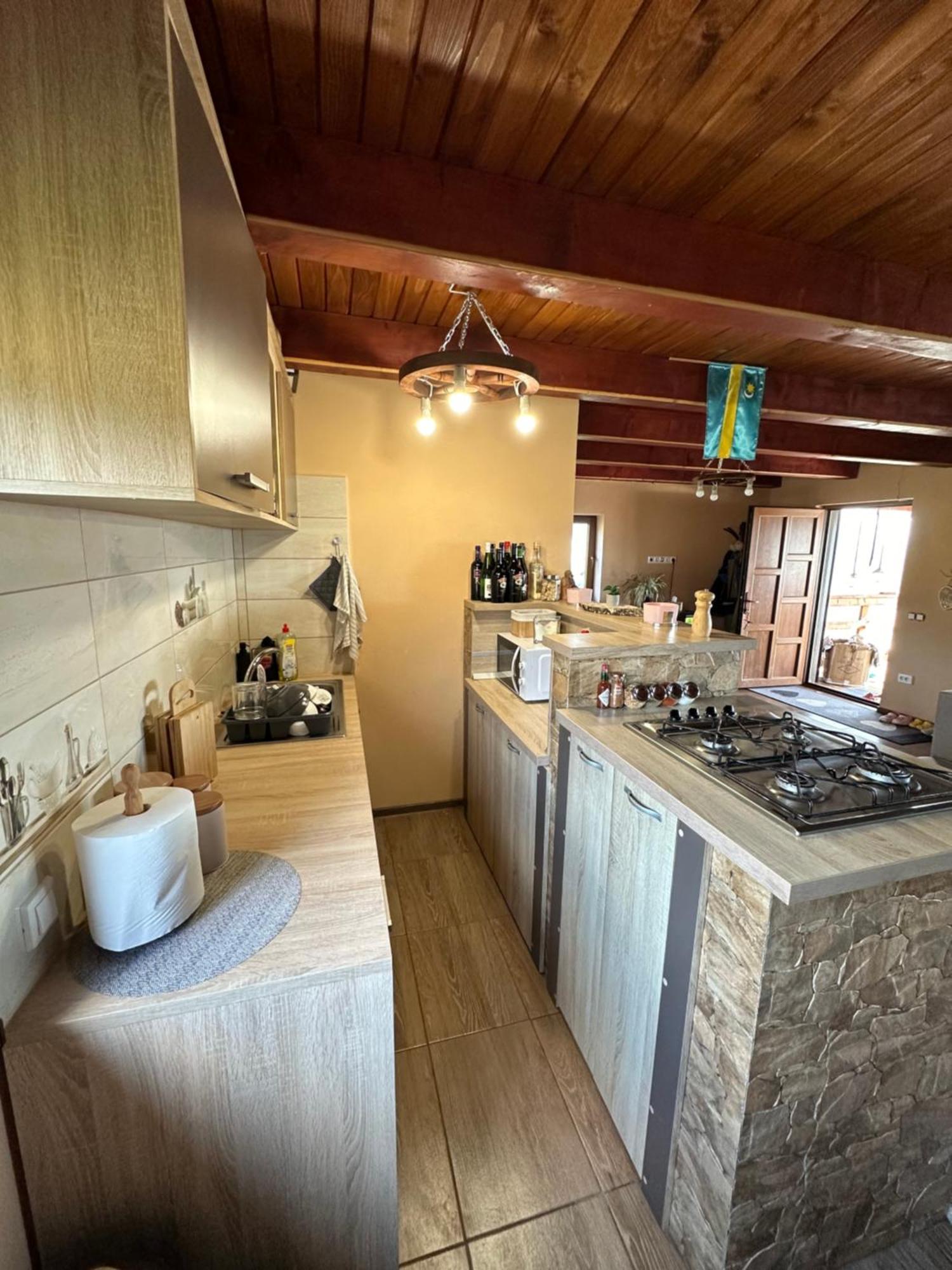 Вилла K&N Vendeghaz Voslobeni Экстерьер фото
